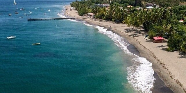plage du carbet sable